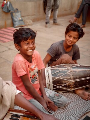 වීදි දරුවෝ