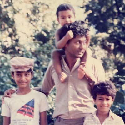 සැරදේ යෙහෙන් සියවස් කල් ලොකු මාමා