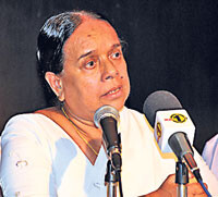 ලංකා හැර ගිය නන්දා