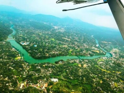 දෙගං යාව ගඟ ගලාය,